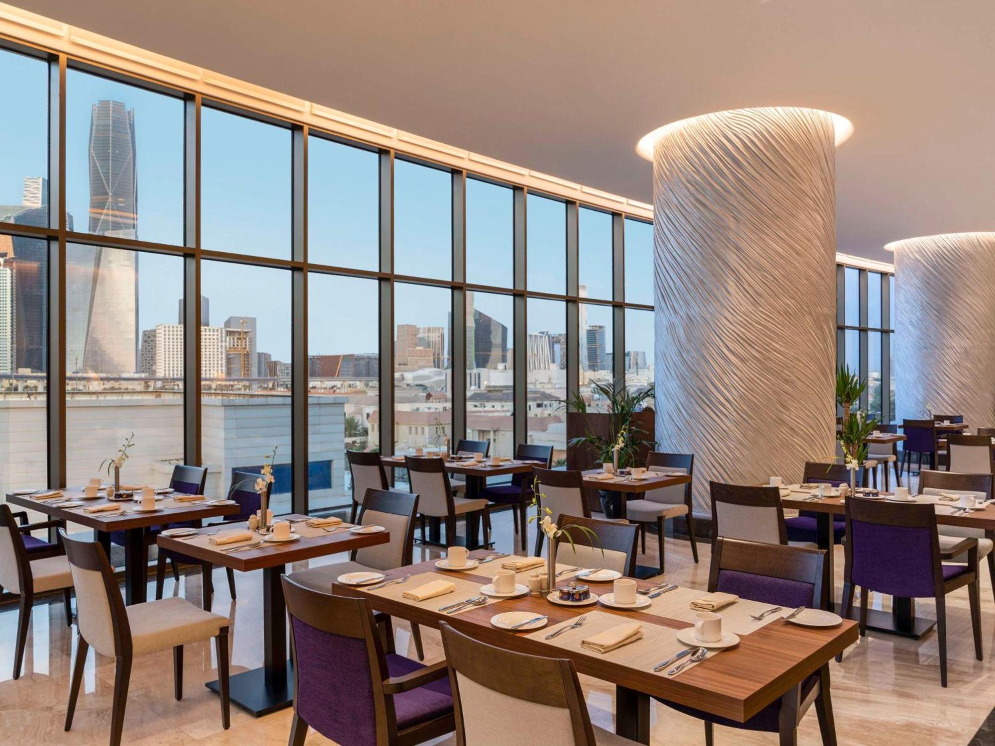 Movenpick Hotel And Residences リヤード エクステリア 写真 The View